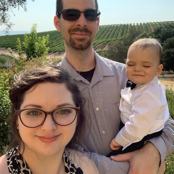 Meet your Posher, Christin - Picture 3 of 4